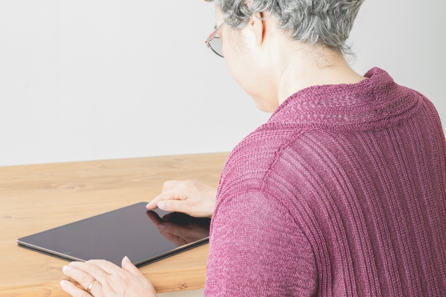 白内障になるとどう見える？